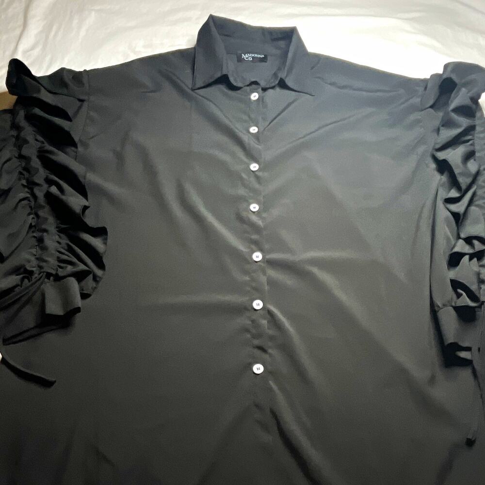 Madonna & Co. Women’s XL Black Solid Collared Button Front Ruffle Sleeve Blouse